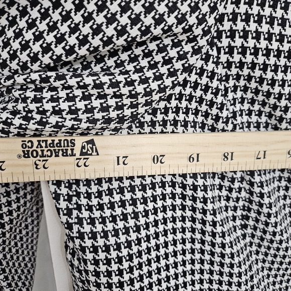 Calvin Klein Elegant Black and White Houndstooth Suit Jacket size 18 - Picture 10 of 12